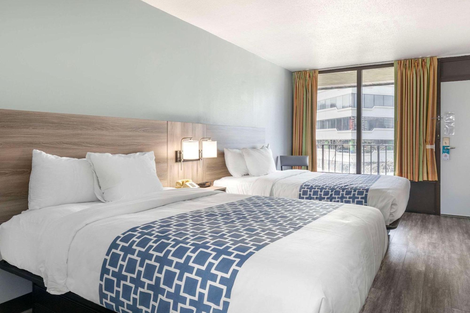 Suburban Studios Tysons Corner Viena Exterior foto